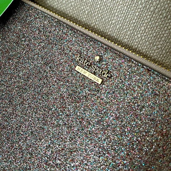 Kate Spade Burgess Court Flat Wristlet - Picture 3 of 7